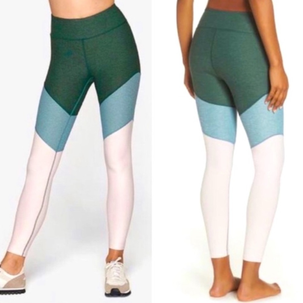 NWOT - Green/Blue/Pink Outdoor Voices Springs Leggings